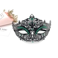 Details der lasergeschnittenen schwarzen Metall-Maske mit grünen Kristalldetails - Einheitsgröße / Schwarz mit dunkelgrünen Strasssteinen