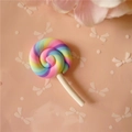 Regenbogen-Lutscher aus Fimo für DIY-Handyhüllen und Haarschmuck im süßen Makronen-Stil - Rosaviolett