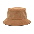 Textura detallada del sombrero de pescador de pana marrón con tejido de canalé para invierno - M (56-58cm) / Camel