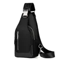 Wasserdichte schwarze Oxford-Nylon-Brusttasche mit Lederdetails und Reißverschlüssen - Einzelne Tasche / Klein / Schwarz