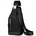 Herren Brusttasche aus schwarzem Oxford-Gewebe mit Lederdetails und Metallschnalle - Einzelne Tasche / Groß / Schwarz