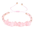 Pulsera tejida a mano con piedras de cuarzo rosa y cuentas doradas, cordón ajustable - Cuarzo rosa