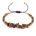 Pulsera tejida a mano con piedras ojo de tigre, cordón ajustable y cuentas doradas - Ojo de tigre