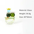 Handgemaakte groene cactus van glas met kleurrijke accenten en glazen voetstuk - Cactus Stijl 1 / Groen