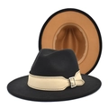 Detail eines Fedora-Hutes aus schwarzem Wollfilz mit beigem Lederband und khakifarbener Krempe - M (56-58cm) / Schwarz + Kamel