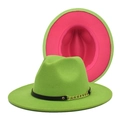 Detail van wollen fedora hoed met groene buitenkant en roze binnenkant accent - M (56-58cm) / Fruitgroen + Roosrood
