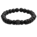 Pulsera de piedra mate negra de 8mm con una calavera de metal vintage en el centro - Color gunmetal