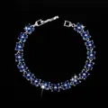 Dettaglio delle maglie del bracciale a fiori d'argento con pietre di zircone blu - 17.6cm / Blu