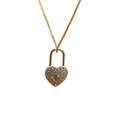 Gouden hartslot ketting met micro-pave zirkonen en sterdetail op witte achtergrond - Hartslot Box Ketting