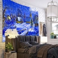 Tapiz detallado de cabaña invernal nevada usado como decoración de dormitorio - 150x130cm / Cabaña de Nieve Noche Estrellada