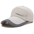 Gorra de béisbol beige y gris con bordado Modern British y visera larga para hombre - Ajustable / Beige Claro