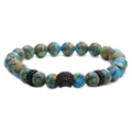 Pulsera de cuentas de piedra de 8mm en colores mixtos con dije de calavera negra tallada - Color gunmetal