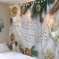 Tapiz navideño con diseño de madera y texto Merry Christmas decorando la pared - 150x130cm / Grano de Madera Reno