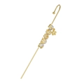 Dettaglio dell'orecchino a morsetto SWEET dorato con zirconi e ciondolo a fiore - SWEET / Oro