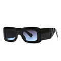 Occhiali da sole rettangolari retrò neri con lenti blu sfumate per donna moderni - Montatura Nera Lente Sfumata Grigio Blu