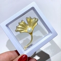 Golden ginkgo leaf brooch with pearl and crystals in white gift box - Ginkgo Leaf Style (XZ022 Gold)