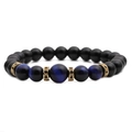 Herrenarmband aus Tigerauge und matt schwarzen Perlen mit goldenen Zirkon-Abstandshaltern - Blau Tigerauge & Mattstein