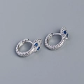 Orecchini a cerchio a serpente in argento S925 con pietre blu e finitura in argento - Argento (Occhio in Zirconia Blu)