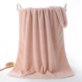 Thick pink coral fleece bath towel with aesthetic diamond weave and soft texture - 70x140cm / Lucky Grid/Light Pink