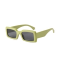 Retro-Sonnenbrille mit rechteckigem hellgrünem Rahmen und schwarzen Gläsern - Matt Grün