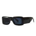 Modern retro rectangle sunglasses for women with wide wavy temples and black frame - All Black Frame