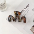 Medium M-shaped hollow acetate hair claw clip with amber tortoiseshell marble pattern - 8.8cm / Camo Yellow