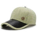 Berretto da baseball in tweed bianco e verde con visiera in pelle nera e logo R dorato - Regolabile / verde chiaro