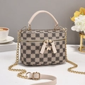 Sac bandoulière à motif damier floral café avec breloque de fermeture papillon - Imprimé à Carreaux