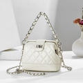 Sac fourre-tout matelassé blanc crème en similicuir avec poignées en chaîne - Petit / Blanc