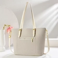 Borsa tote intrecciata bianco sporco con dettagli dorati e doppie tracolle eleganti - Bianco avorio