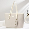 Minimalistische beige gewebte Tragetasche mit schmalen Schultergurten und Beutel - Tote Bag Mit Mini-Beutel / Cremeweiß