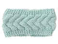 Nahaufnahme des hellblauen Strick-Stirnbands mit grobem Zopfmuster-Detail und Textur - Hellsee-Blau