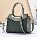 Dunkelgrüne PU-Leder Handtasche mit Webstruktur und goldfarbenen Metallbeschlägen - 24.5x12x19cm / Dunkelgrün
