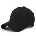Casquette de baseball en coton noir avec broderie 3D et détail de logo latéral - Noir avec broderie noire