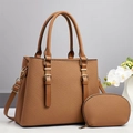 Sac fourre-tout tressé caramel avec pochette assortie et bandoulière réglable chic - Jaune Terre