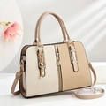 Elegante borsa a mano bicolore da donna con ciondolo a coniglio e tracolla regolabile - Cachi