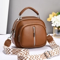 Sac bandoulière en cuir marron avec sangle jacquard et compartiments zippés multiples - Jaune Terre