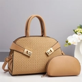 Borsa a mano cammello intrecciata e pochette a mezzaluna con fibbia oro e tracolla - Cachi