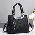Sac à main noir élégant avec gaufrage à carreaux pour femmes et breloques en trèfle - Noir