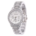 Silberne Geneva Quarz Damenarmbanduhr mit Strassbesatz und poliertem Metallarmband - Silber