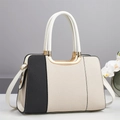 Elegante bolso de mano bicolor en beige y negro con detalles metálicos dorados de lujo - 30x13x20cm / Blanco Roto