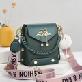 Dark green square crossbody bag with gold flamingo heart buckle and pink strap - Green
