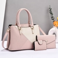 Set di borse tre pezzi rosa e beige con trama intrecciata geometrica e dettagli metallici oro - Rosa