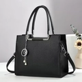 Bolso de mano clásico de cuero negro con colgante de estrella plateada y borla de perlas - 26cm x 12cm x 20cm / Negro