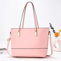 Elegante borsa tote in pelle sintetica rosa con finiture dorate e tracolla - Rosa