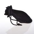 Piccolo sacchetto di velluto nero con coulisse per gioielli su sfondo bianco - 7x9cm / Nero