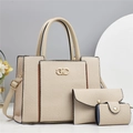 Set di 3 borse intrecciate beige con tote e pochette con dettagli logo dorati - Bianco Sporco