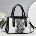 Bolso elegante de gran capacidad en blanco y negro con textura de cocodrilo y oro metal - Blanco Roto