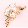 Elegant gold flower brooch with white pearls and sparkling crystal rhinestones - xz4032 Marquise Rhinestone