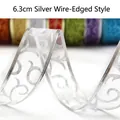 Cinta de Navidad de tul plateado de 6,3 cm con purpurina y elegantes motivos florales - 6.3cm / Borde Prensado / Plateado